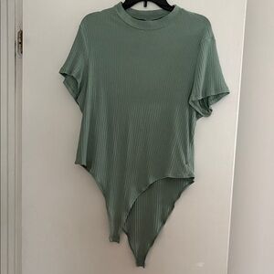 SHEIN Green Ribbed Bodysuit
